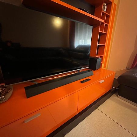 Stay In Style - Vibrant Condo In San Giovanni Lupatoto סן ג'יובאני לופאטוטו מראה חיצוני תמונה