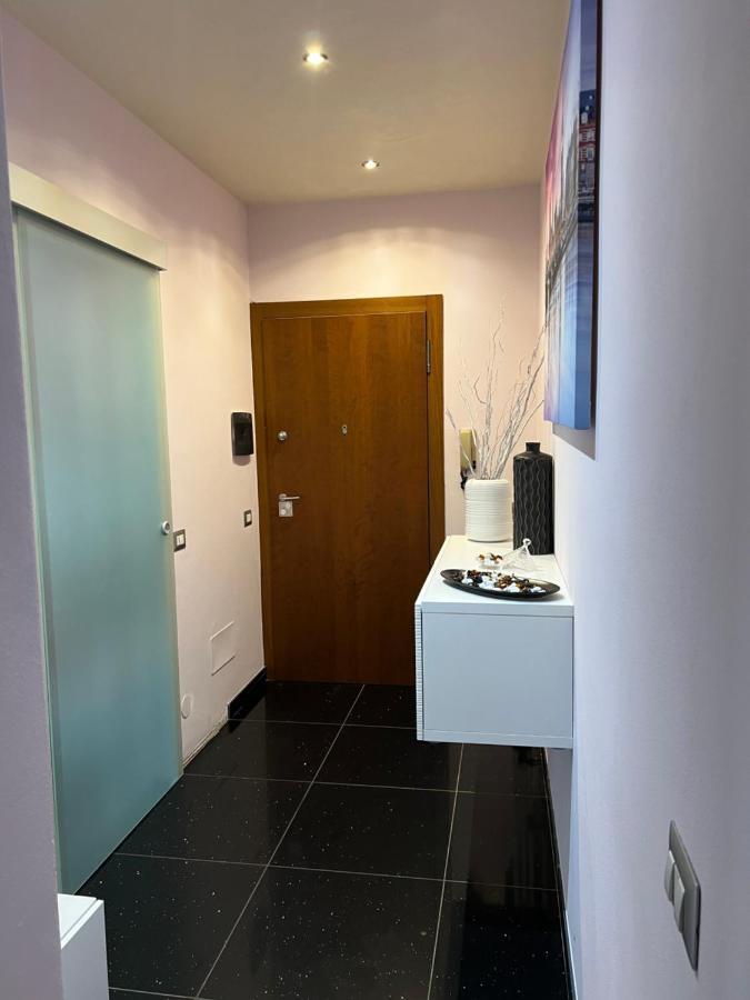 Stay In Style - Vibrant Condo In San Giovanni Lupatoto סן ג'יובאני לופאטוטו מראה חיצוני תמונה