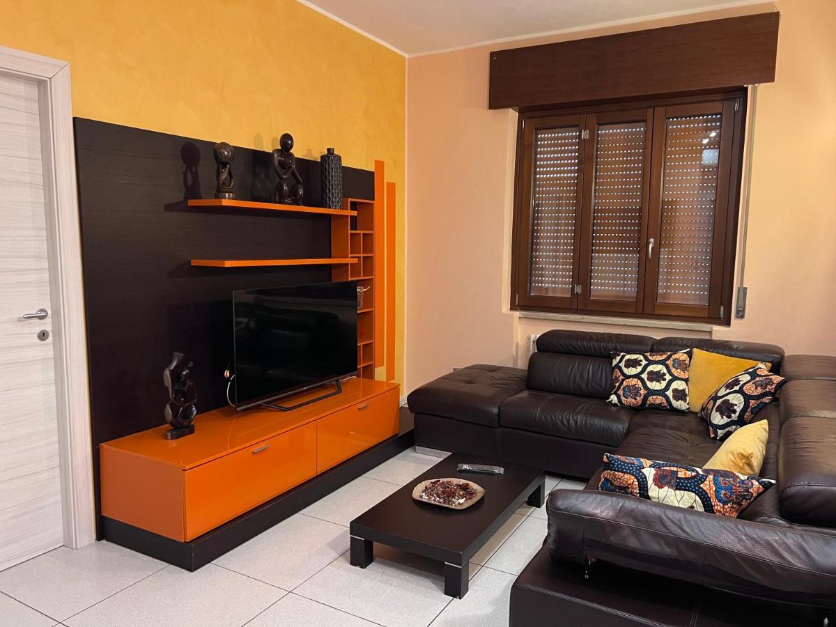 Stay In Style - Vibrant Condo In San Giovanni Lupatoto סן ג'יובאני לופאטוטו מראה חיצוני תמונה