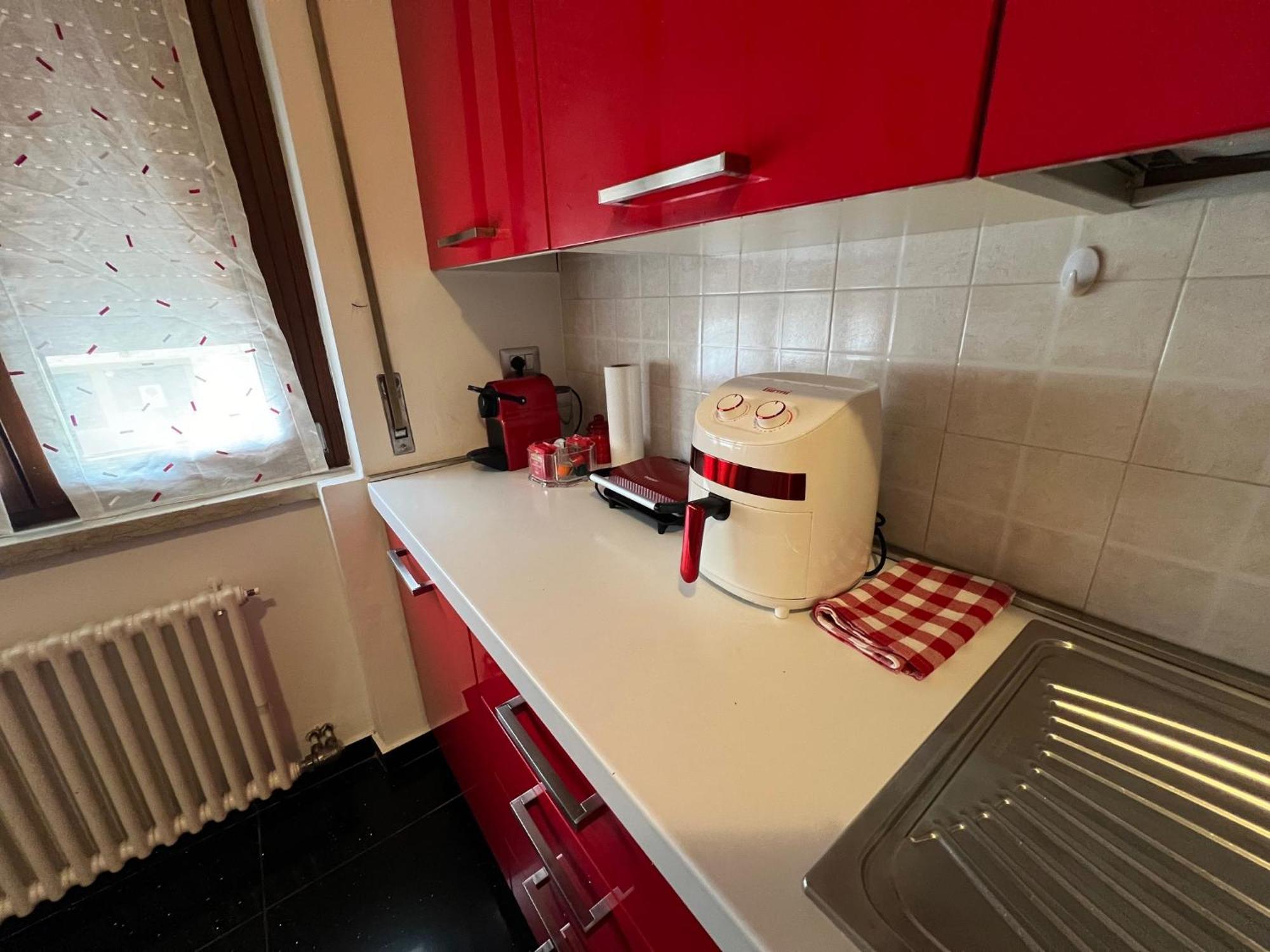 Stay In Style - Vibrant Condo In San Giovanni Lupatoto סן ג'יובאני לופאטוטו מראה חיצוני תמונה
